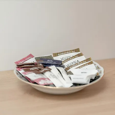 In The Centre Of With Balcony By Renters Appartement *