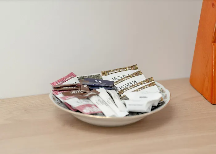 In The Centre Of With Balcony By Renters Apartment *