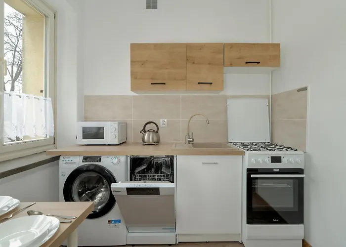 In The Centre Of With Balcony By Renters Apartment Poznan